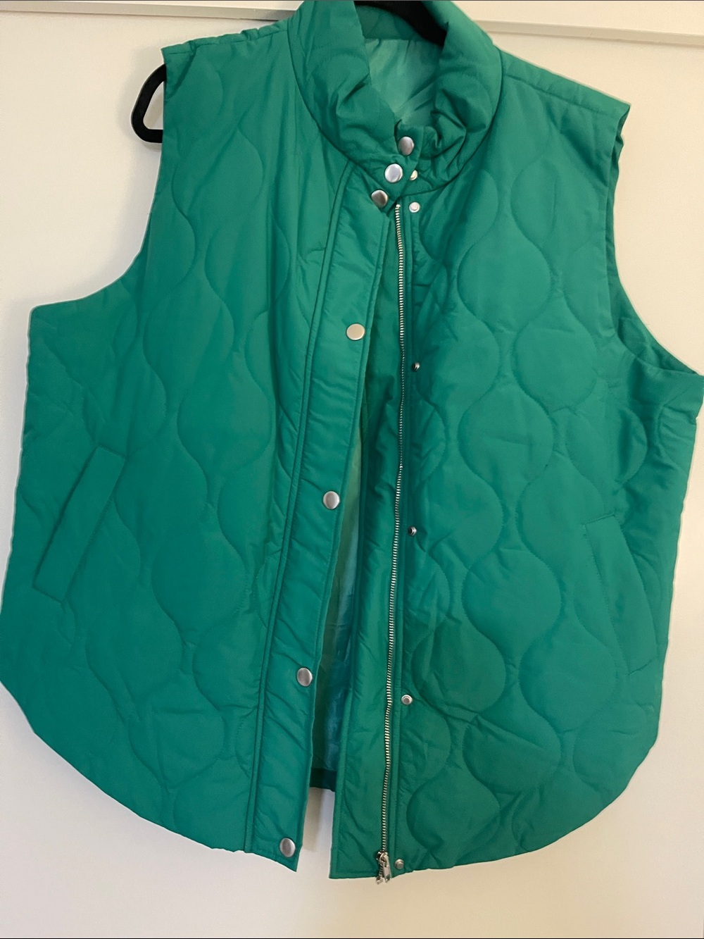Quilted Green Sleeveless Puffer Vest